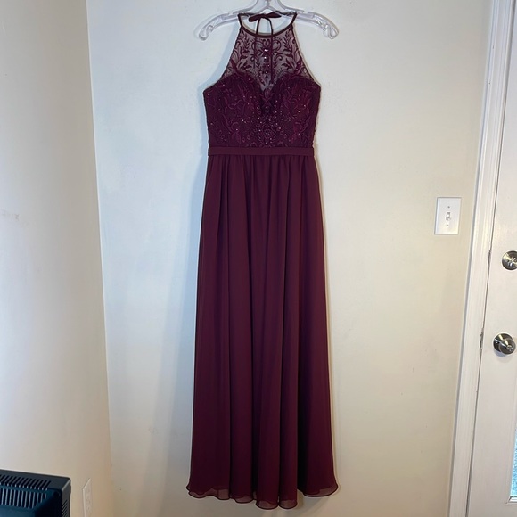 NWT. Kennedy Blue 6 Sequin & Bead Illusion Lace And Chiffon Halter A-Line Gown. - Picture 2 of 13